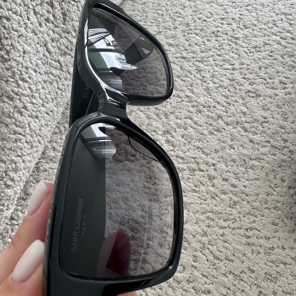 Saint Laurent sunglasses 100% authentic - Picture 7 of 7
